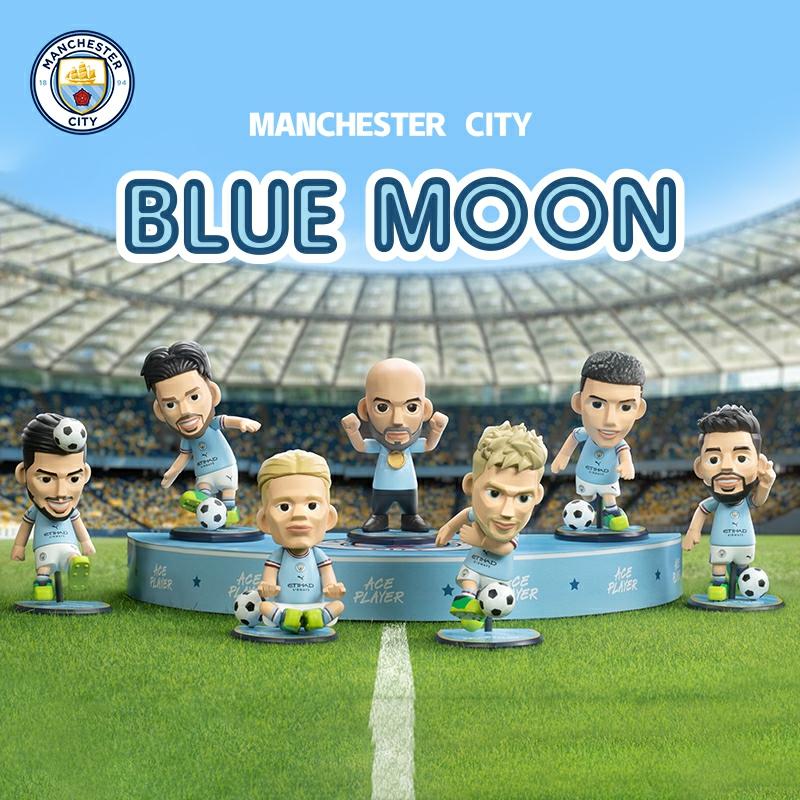 Blue Moon, Seria Manchester, Cutie Misterioasă De Fotbal Trendy, De Bruyne, Haaland  |  Cutii Misterioase De Modă Cutii Misterioase De Modă Cutii Misterioase De Modă